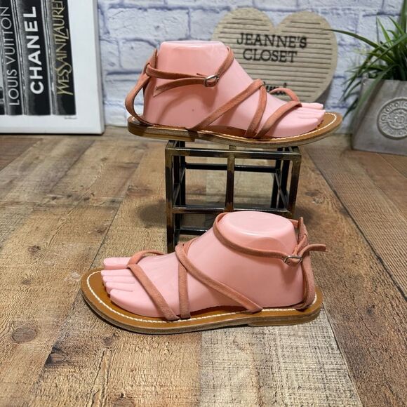 K.Jacques
Women's Epicure Strappy Thong Sandals
Size 40 US 10 - Picture 1 of 7